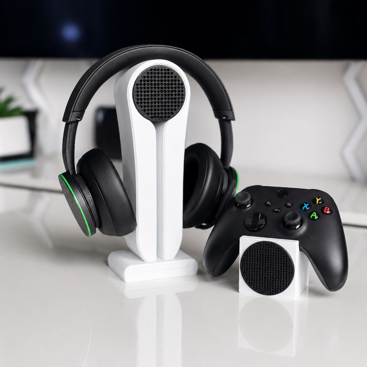 Gaming Headset Stand Compatible with Xbox Setups – 3D Printed Headphone Holder, Gamer Desk Accessory, Gaming Room Decor BlakePrintz