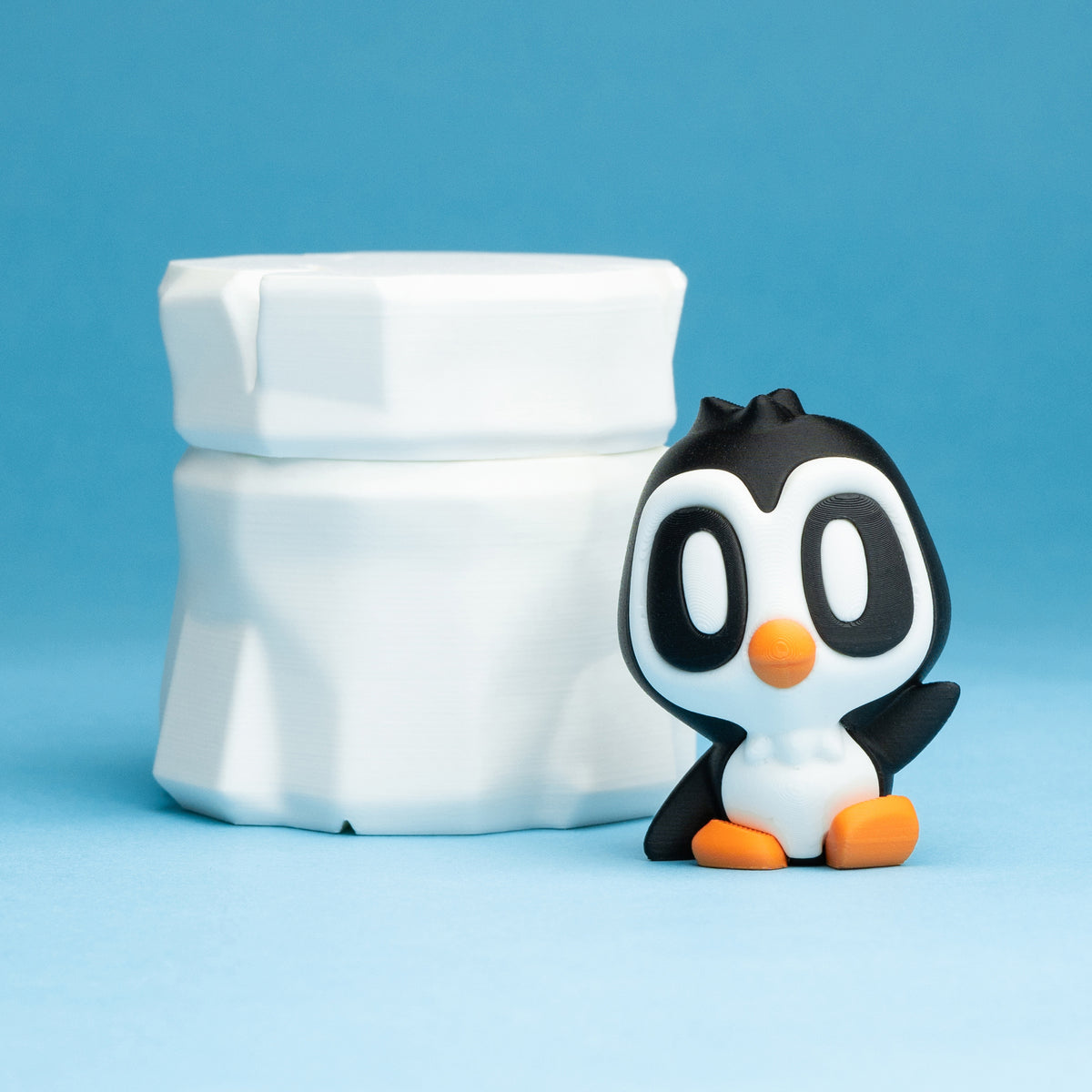 Blob Penguin Figurines Set – 3D Printed Kawaii Desk Decor (Set of 5)